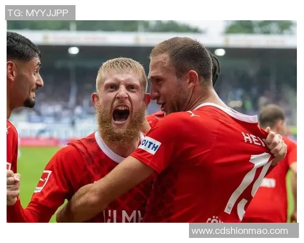 本菲卡与阿森纳友谊赛激战成平局精彩瞬间回顾