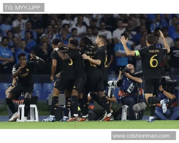 皇马在世界杯激战中以6-2战胜那不勒斯补时进球点燃全场激情