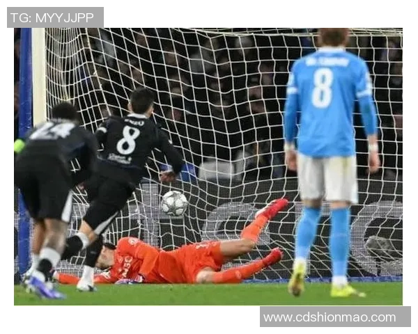 英超激战本菲卡逆转那不勒斯点球大战引发争议与全场沸腾